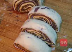 Chocolate Pumpkin Roll Recipe Illustration 11