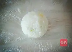 Illustration of how to make Korean rice balls 4