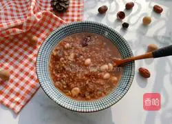 Illustration of how to make red dates, longan and eight-treasure porridge 9