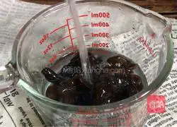 Recipe for black fungus and millet porridge Illustration 3