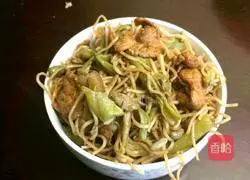 Illustration of how to make braised noodles with pork belly and beans 10