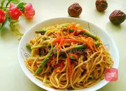 Illustration of making Sichuan cold noodles 7