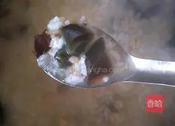 Illustration of how to make preserved egg and lean meat porridge (the first method) 10