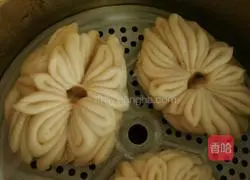 How to make lotus rolls Illustration 18