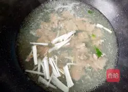 Illustration of how to make pork liver and spinach porridge 10