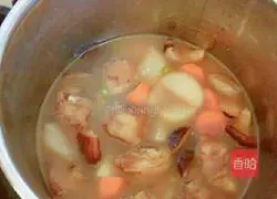 Illustration of how to make chicken legs and vegetables stuffed rice 6