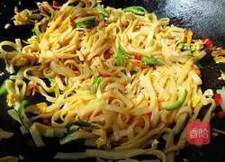 Illustration of how to make fried rice noodles 7