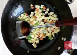 Illustration of how to make potato rice bowl 8