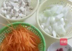 Illustration of how to make colorful braised rice 1