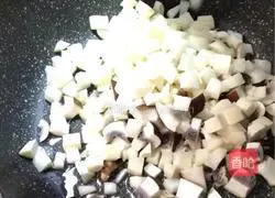 Sichuan - Sausage and Porcini Mushroom Braised Rice Recipe Illustration 6