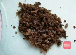 Illustration of how to make chive spring rolls 3