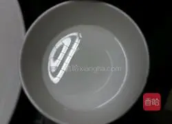 Illustration of how to make beef pot stickers 3