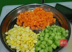 Illustration of how to make five-color rice balls 1