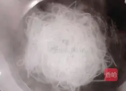 Illustration of how to make rice noodles 4