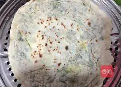 Illustration of how to make leek box 8