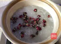 Illustration of how to make rose barley porridge 5