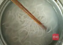 Illustration of Li's Fried Rice Noodles 2