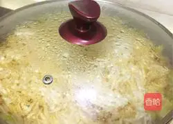 Illustration of how to make braised beans and noodles 11