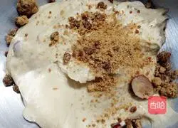 Brown Sugar Hair Cake (8 Inch) Illustration 5