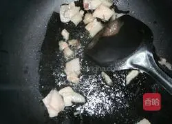 Illustration of braised noodles with potatoes and beans 3