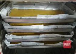 Illustration of how to make cornmeal cake 11