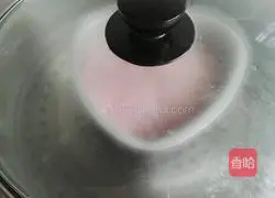 Illustration of how to make love purple sweet potato cake 6