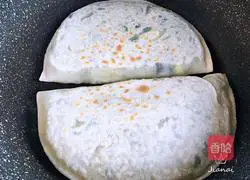 Illustration of how to make leek, shrimp skin and fungus box 17