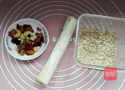 Illustration of how to make oatmeal 1