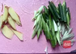 Rice cooker version of salt-baked chicken illustration 4