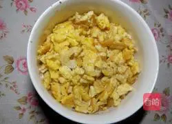 Illustration of how to make tofu and chives box 2