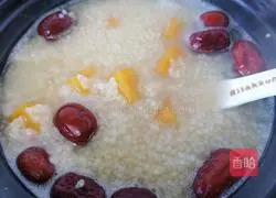 Illustration of how to make millet and sweet potato porridge 9