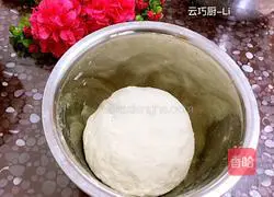 Illustration of how to make scallops and three fresh chives box 14