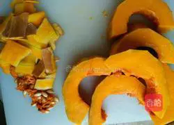 Illustration of how to make pumpkin hair cake 1