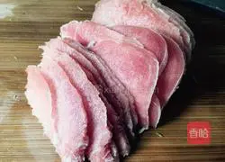 Illustration of home-style braised beans and noodles 4