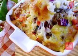 Illustration of how to make sausage and cheese baked rice 10