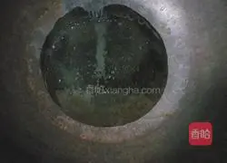 Illustration of how to make braised noodles with potatoes and beans 6