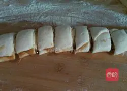 Honey sesame sauce flower roll recipe 7