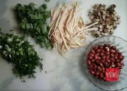 Illustration of how to make spicy rice noodles 8