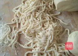 Illustration of braised noodles 10