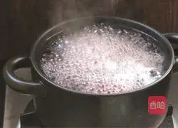 Illustration of how to make white fungus mixed rice porridge 4