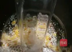 Illustration of how to make sweet potato porridge 2