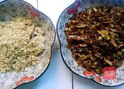 Illustration of how to make lily rolls 4