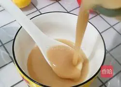 Illustration of how to make lotus seed, lily and white fungus rice paste 6