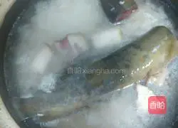 Tang lice egg claypot rice Practice illustration 4