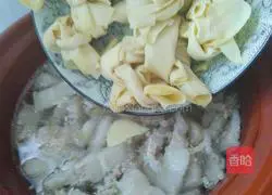 Illustration of how to make pickled pork 9