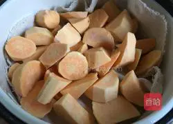 Illustration of how to make sweet potato and corn steamed buns 2