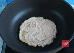 Illustration of how to make potato pancakes 6