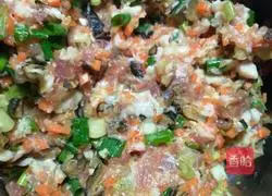 Illustration of how to make meat buns yourself 4