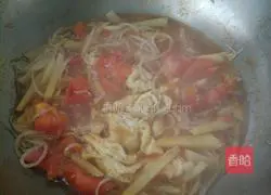 Illustration of how to make noodles 4