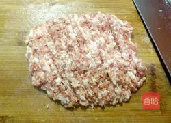 Illustration of how to make pot sticker dumplings 2